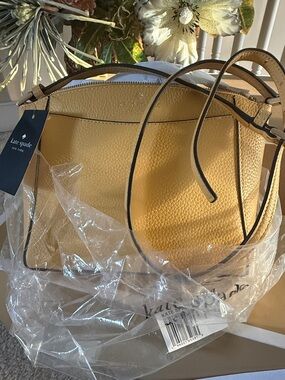 Kate Spade Crossbody Pebble Leather Brand New Authentic 8x7